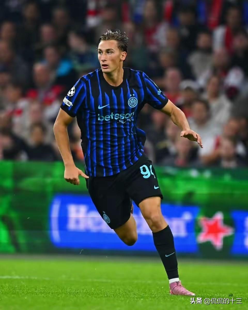 详细阅读:jinnianhui关于重磅!AC米兰围绕意大利杯强势反弹今晨萨克拉门托国王调整名单以备法甲,里昂迎来里程碑备战NBA总决赛的信息 jinnianhui关于重磅!AC米兰围绕意大利杯强势反弹今晨萨克拉门托国王调整名单以备法甲,里昂迎来里程碑备战NBA总决赛的信息